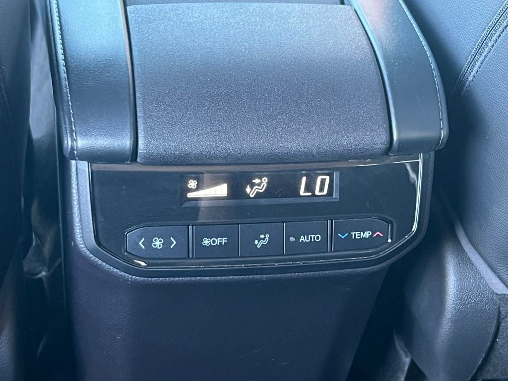 2023 TOYOTA TRU HIGHLANDER Base