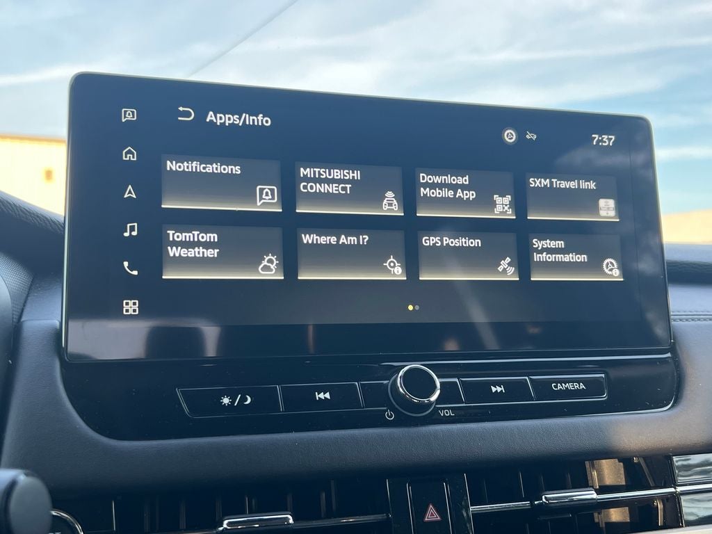 2025 Mitsubishi Outlander SE