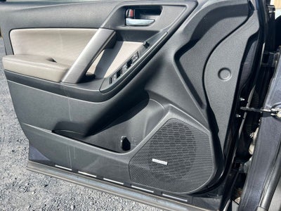 2016 Subaru FORESTER Base