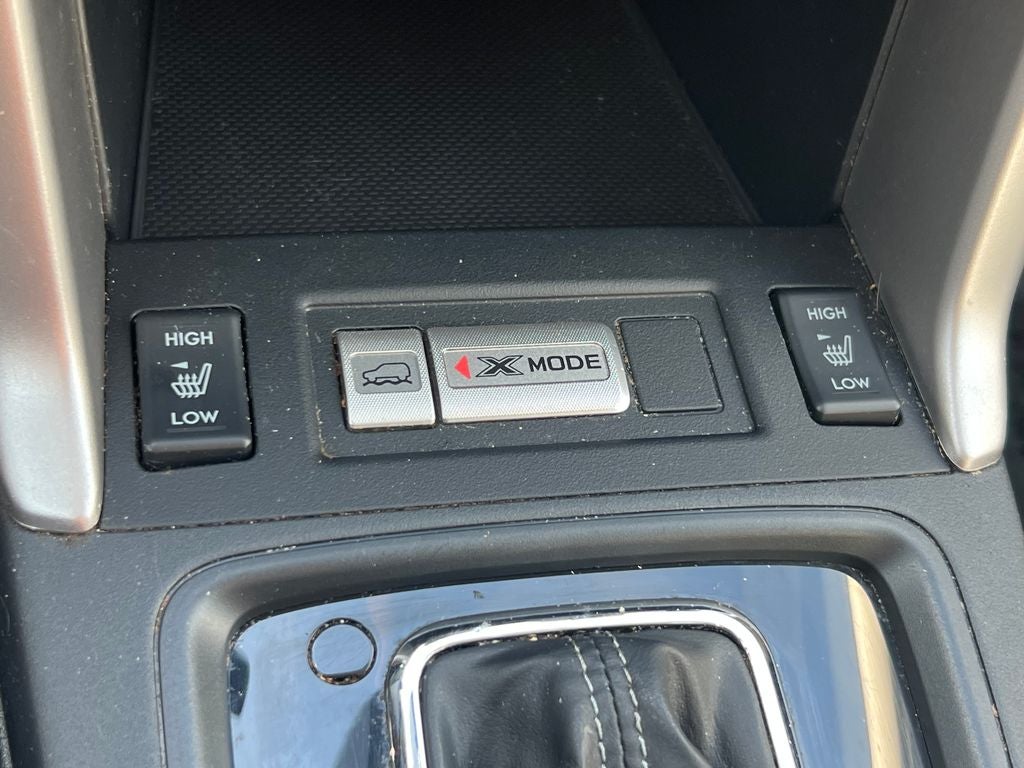 2016 Subaru FORESTER Base